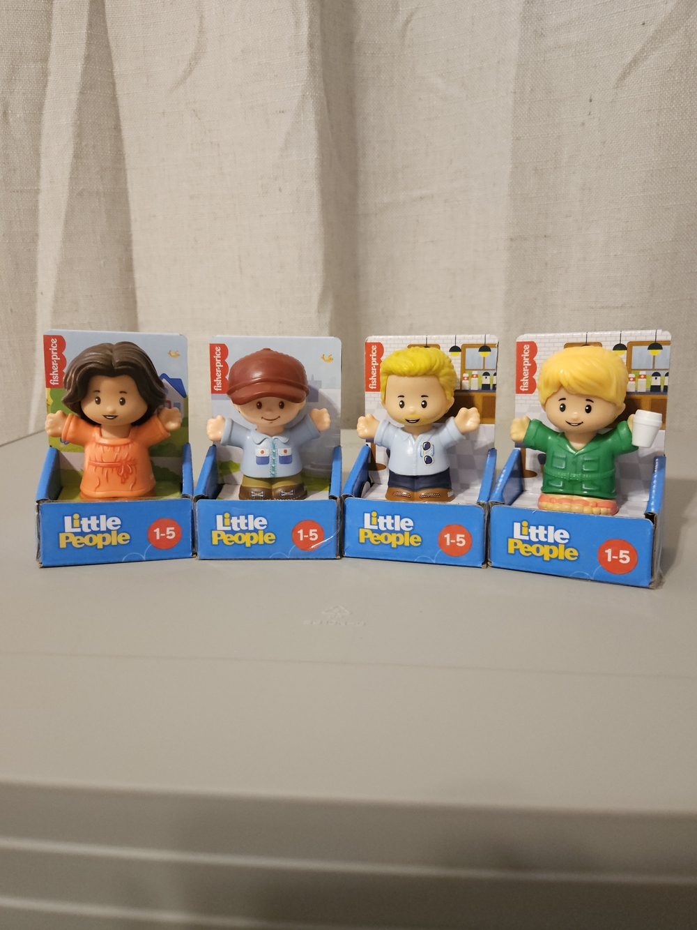 Mommys And Daddys - Little People